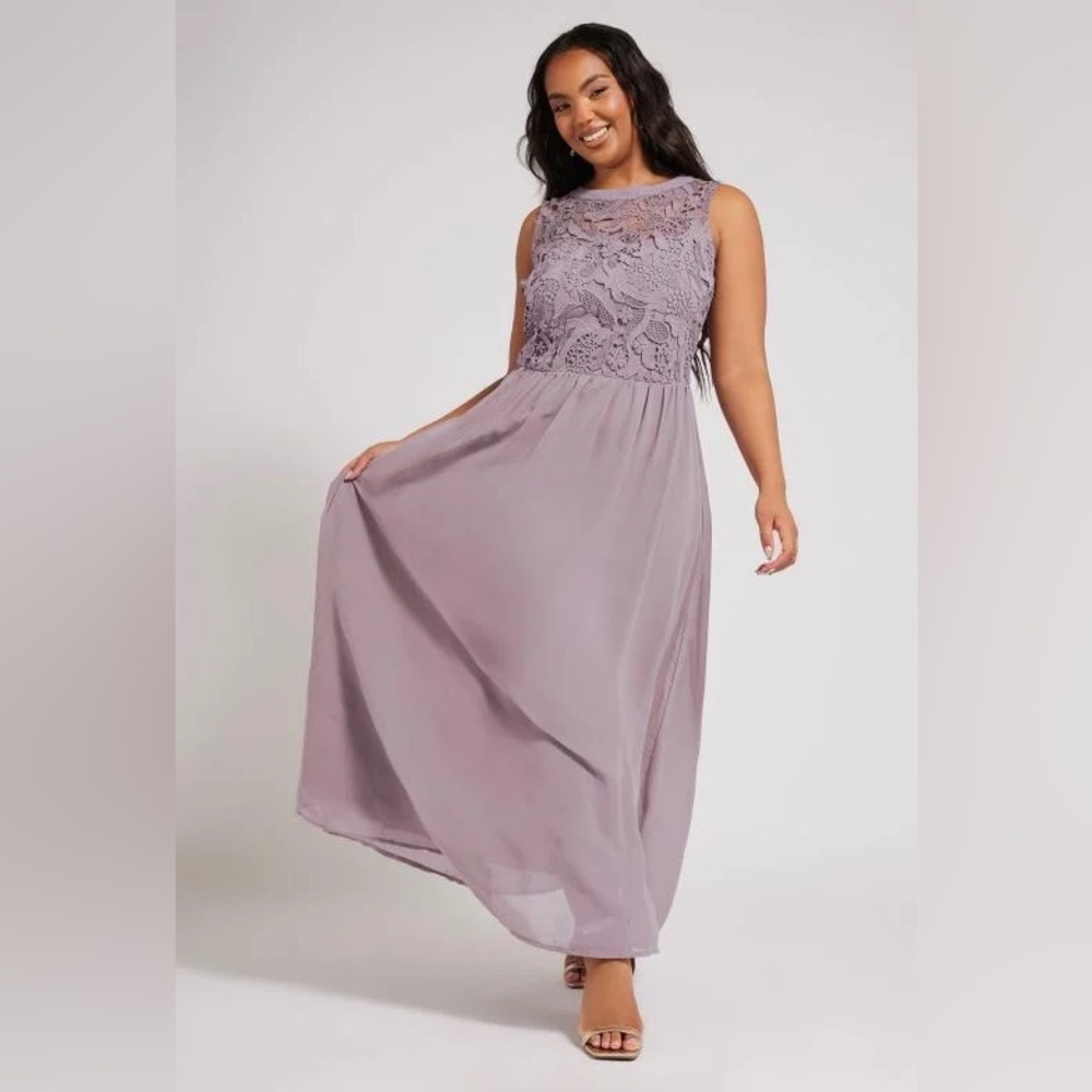 Elegant Lace Lavender Maxi Dress